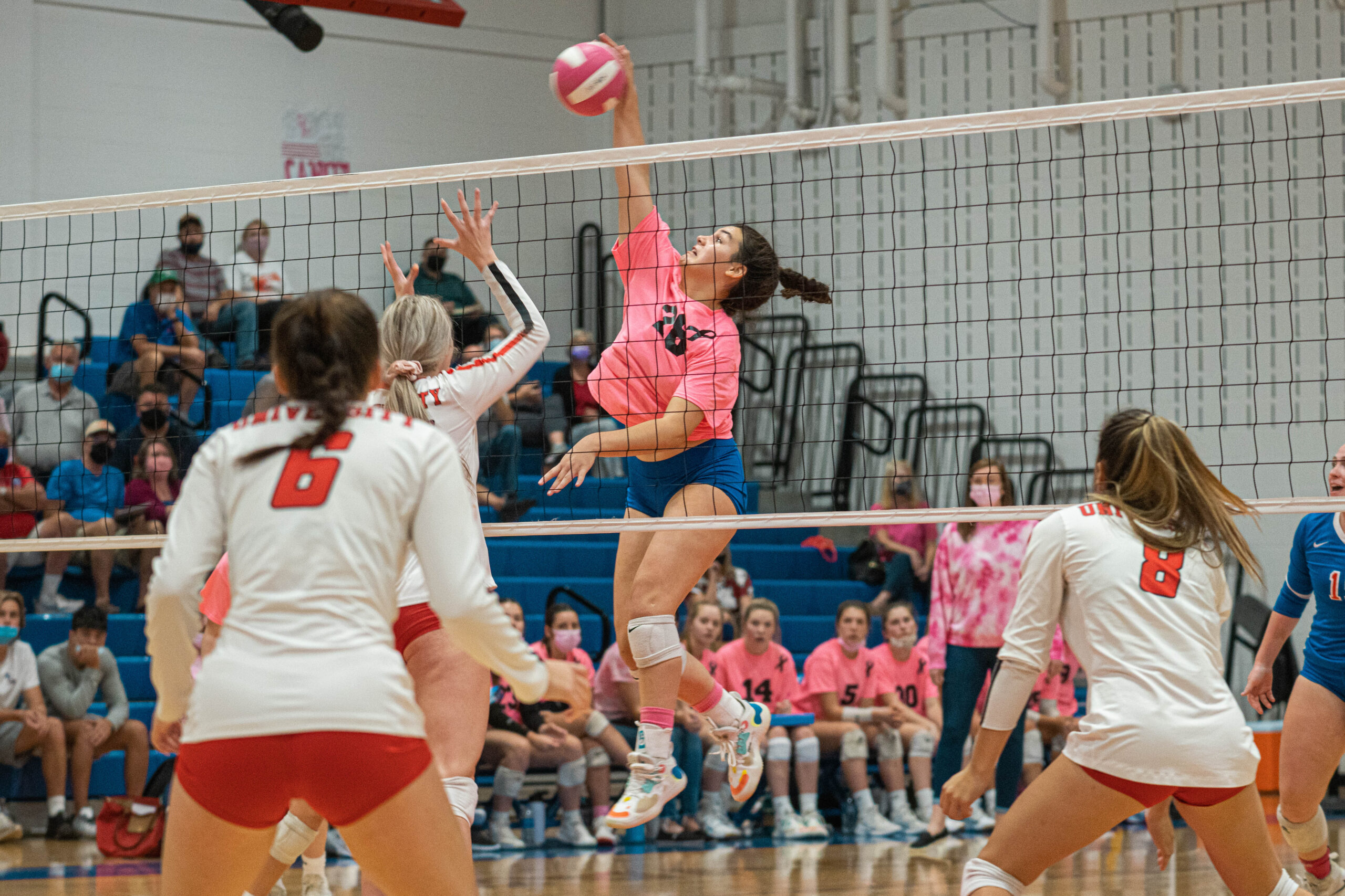 Morgantown volleyball team uses strong third set to beat rival University